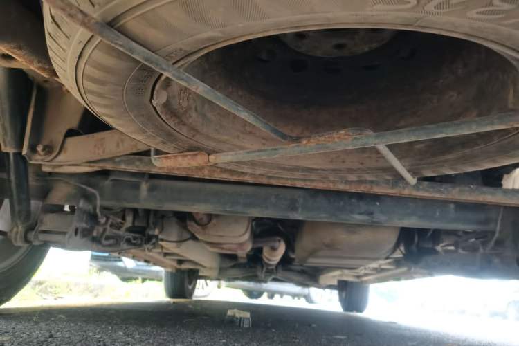 Used Jinbei 750 2015 1.5L Luxury Model Chassis Rear