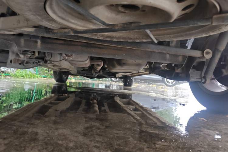 Used Jinbei 750 2015 1.5L Comfort Model Chassis Rear