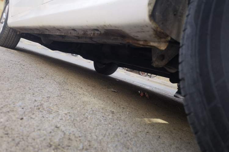Used Jinbei 750 2015 1.5L Comfort Model Chassis Rear Left