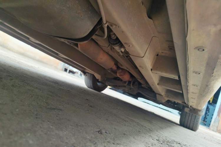 Used Jinbei 750 2015 1.5L Comfort Model Chassis Rear Right