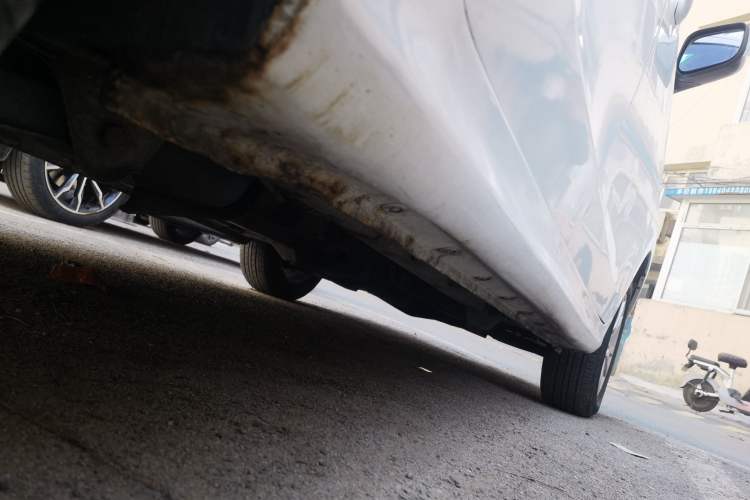 Used Jinbei 750 2015 1.5L Comfort Model Chassis Rear Right