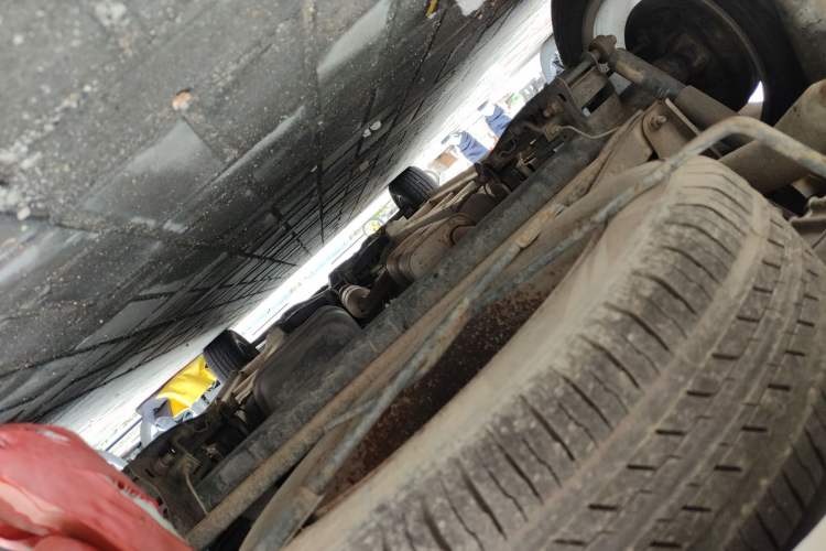 Used Jinbei 750 2015 1.5L Comfort Model Chassis Rear