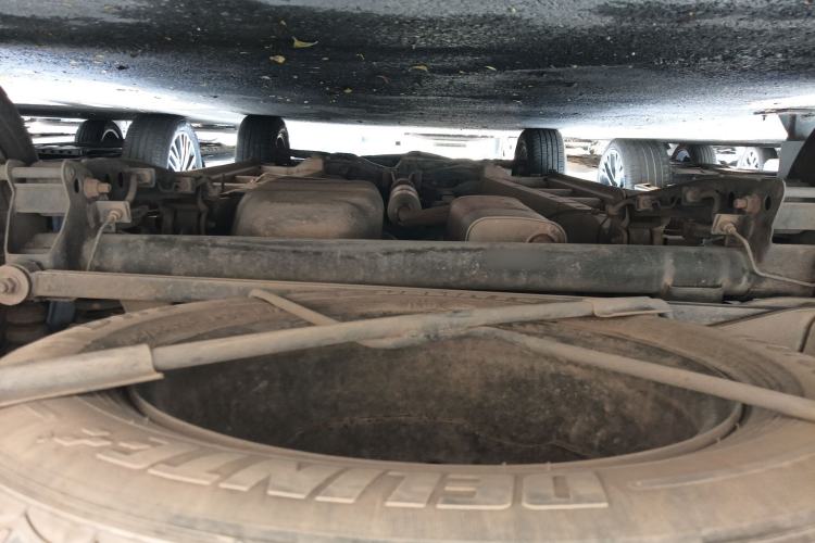 Used Jinbei 750 2015 1.5L Flagship Model Chassis Rear