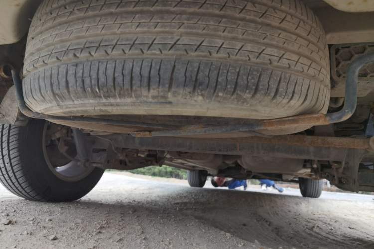 Used Jinbei 750 2015 1.5L Luxury Model Chassis Rear