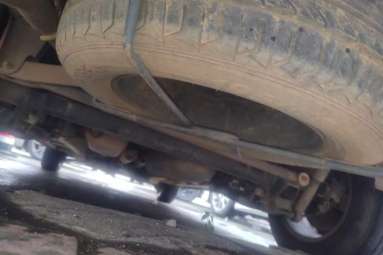 Used Jinbei 750 2015 1.5L Luxury Model Chassis Rear