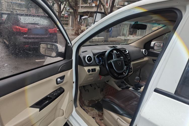 Used Jinbei 750 2015 1.5L Comfort Model Driver Seat