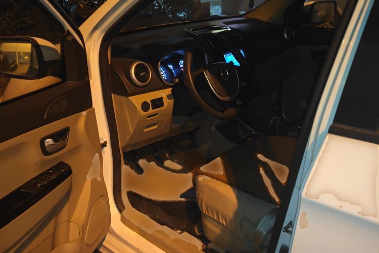 Used Jinbei 750 2015 1.5L Luxury Model Driver Seat