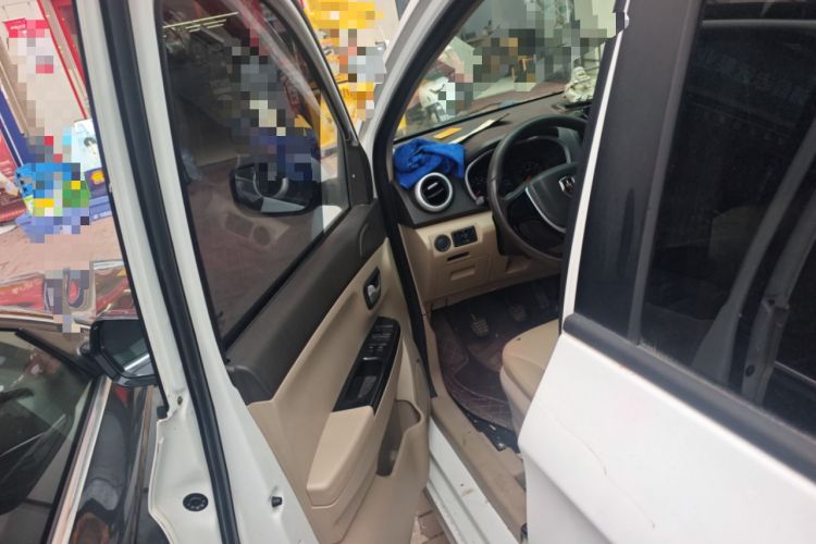 Used Jinbei 750 2015 1.5L Luxury Model Driver Seat