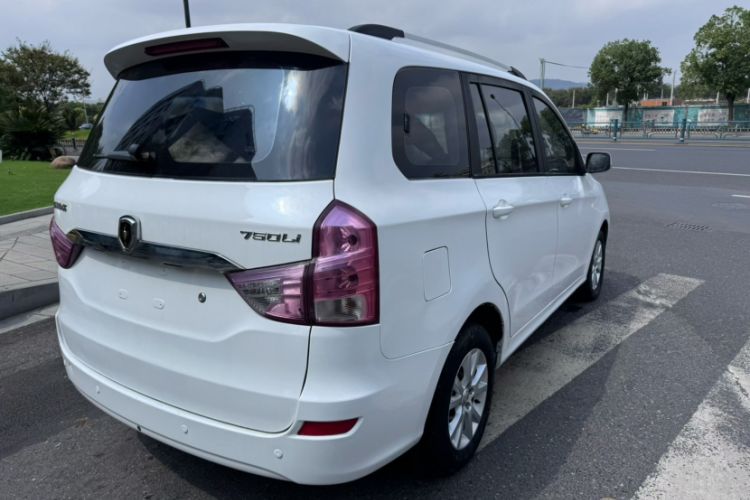 Used Jinbei 750 2015 1.5L Deluxe Model Exterior 7