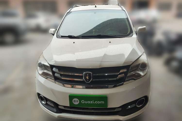 Used Jinbei 750 2015 1.5L Flagship Model Front