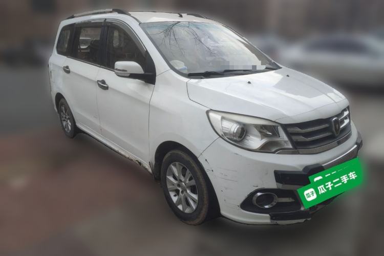 Used Jinbei 750 2015 1.5L Flagship Model Front Right 45 Deg
