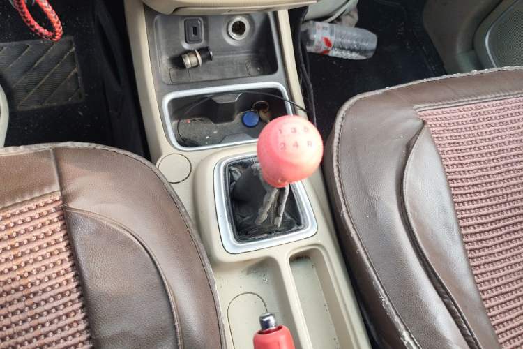Used Jinbei 750 2015 1.5L Comfort Model Gear Lever