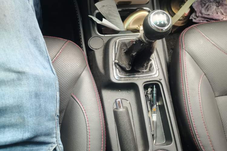 Used Jinbei 750 2015 1.5L Luxury Model Gear Lever