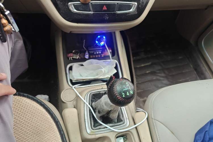 Used Jinbei 750 2015 1.5L Comfort Model Gear Lever