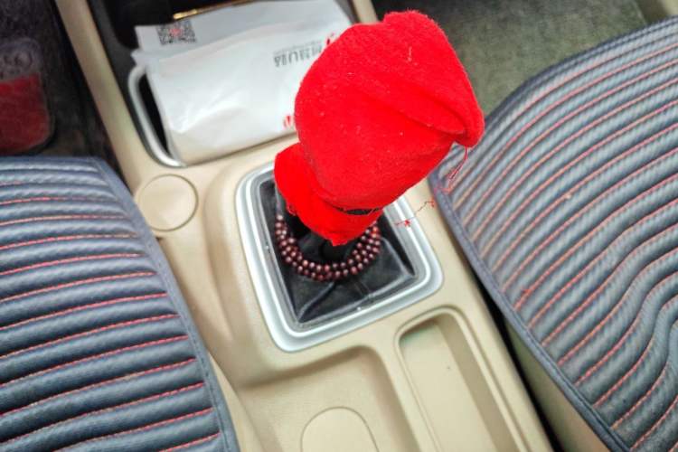 Used Jinbei 750 2015 1.5L Luxury Model Gear Lever