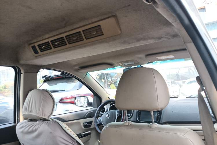 Used Jinbei 750 2015 1.5L Flagship Model Headliner
