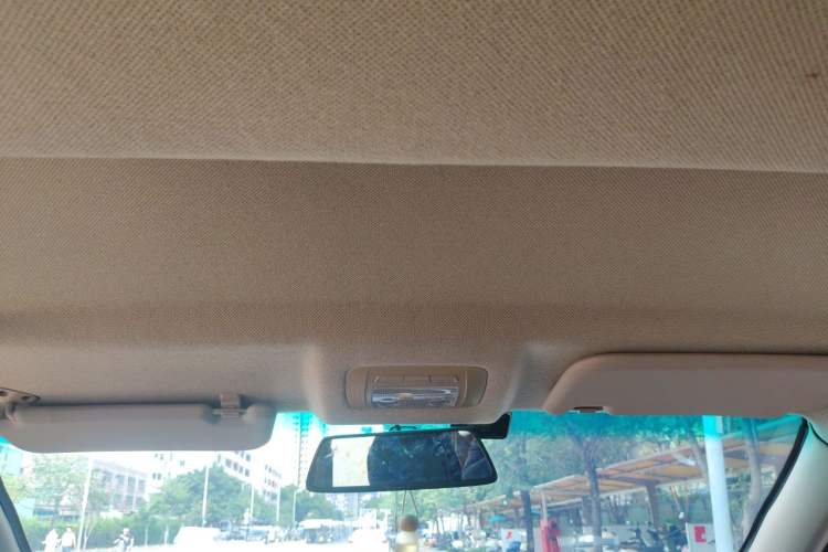 Used Jinbei 750 2015 1.5L Luxury Model Headliner