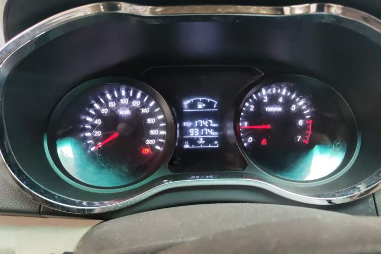 Used Jinbei 750 2015 1.5L Flagship Model Instrument Cluster