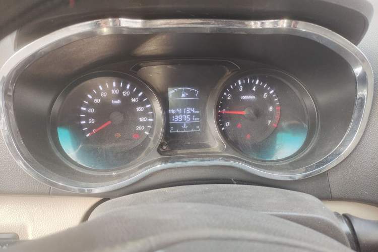 Used Jinbei 750 2015 1.5L Flagship Model Instrument Cluster
