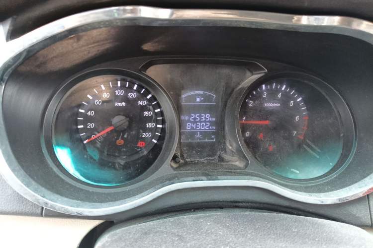Used Jinbei 750 2015 1.5L Flagship Model Instrument Cluster