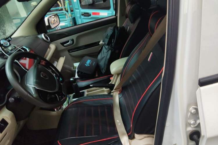 Used Jinbei 750 2015 1.5L Comfort Model Left Front Seat