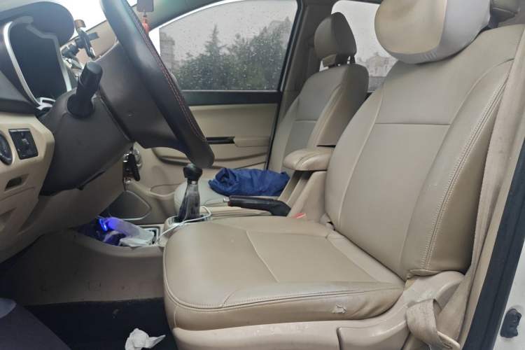 Used Jinbei 750 2015 1.5L Comfort Model Left Front Seat