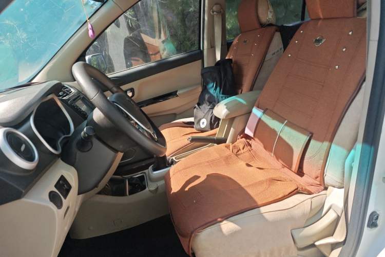 Used Jinbei 750 2015 1.5L Luxury Model Left Front Seat