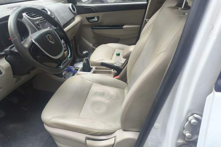 Used Jinbei 750 2015 1.5L Luxury Model Left Front Seat