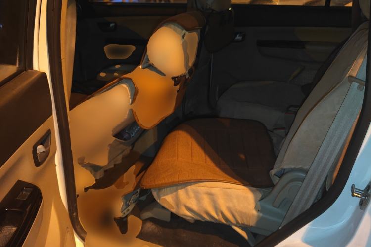 Used Jinbei 750 2015 1.5L Luxury Model Left Rear Seat