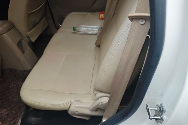 Used Jinbei 750 2015 1.5L Luxury Model Left Rear Seat