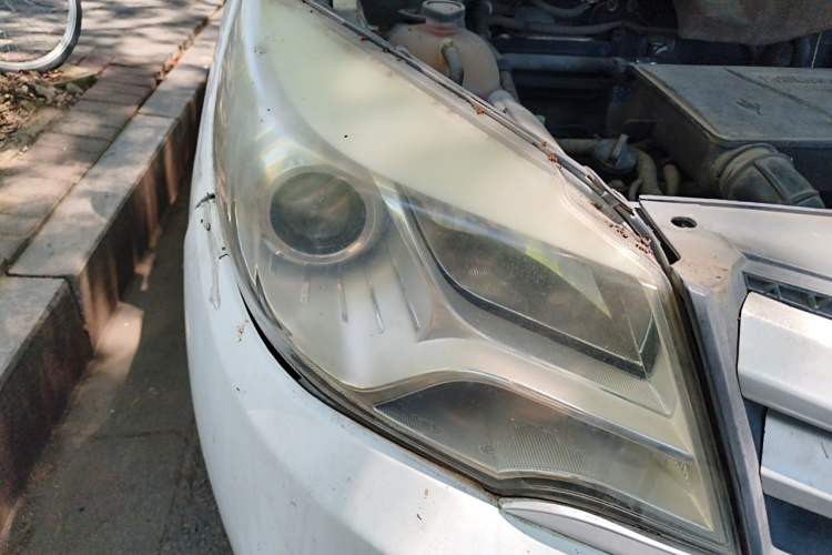 Used Jinbei 750 2015 1.5L Luxury Model Right Front Headlight