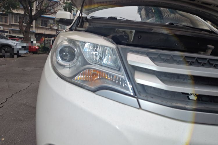 Used Jinbei 750 2015 1.5L Comfort Model Right Front Headlight