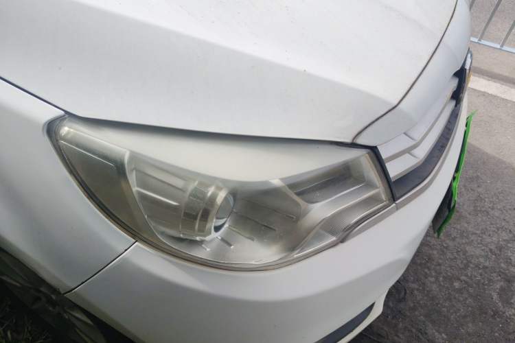 Used Jinbei 750 2015 1.5L Luxury Model Right Front Headlight