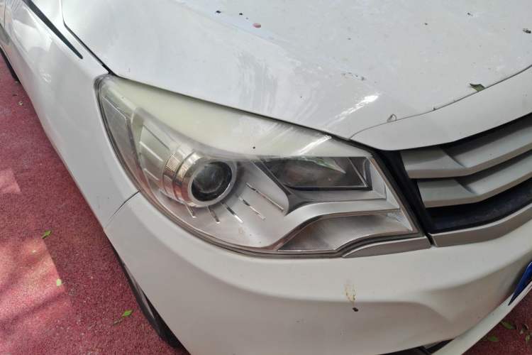 Used Jinbei 750 2015 1.5L Luxury Model Right Front Headlight