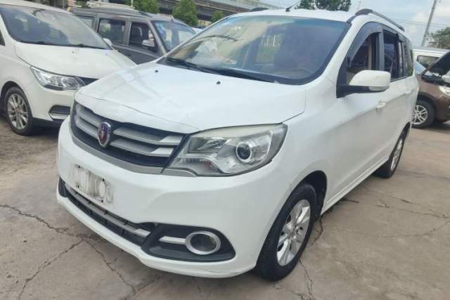 Used Jinbei 750 2015 1.5L Luxury Model