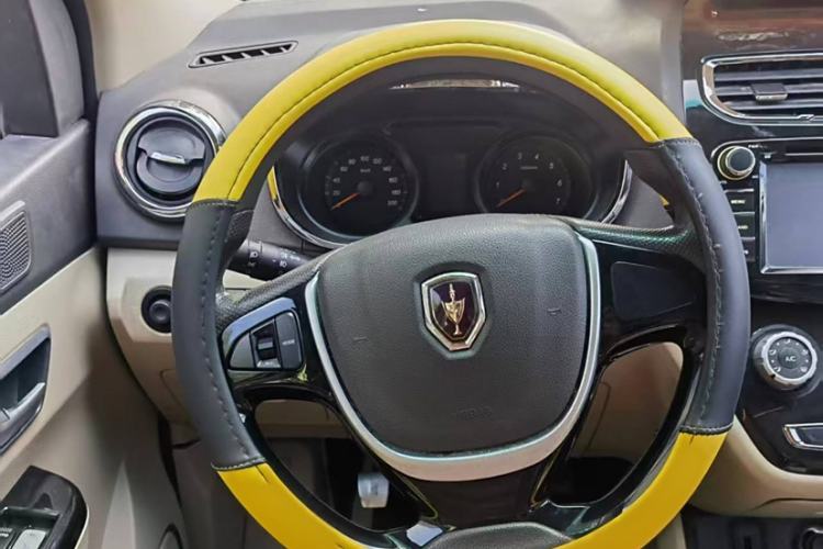 Used Jinbei 750 2015 1.5L Deluxe Model Steering Wheel