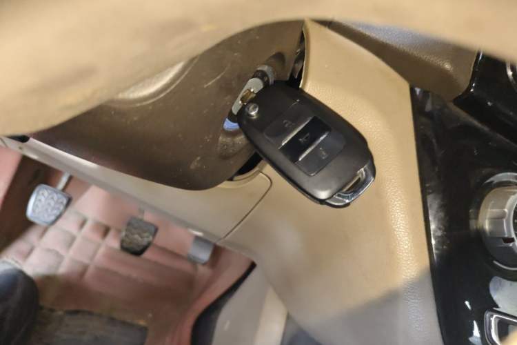 Used Jinbei 750 2015 1.5L Luxury Model Vehicle Key