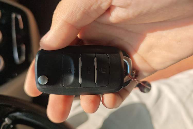 Used Jinbei 750 2015 1.5L Luxury Model Vehicle Key
