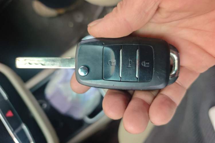 Used Jinbei 750 2015 1.5L Luxury Model Vehicle Key