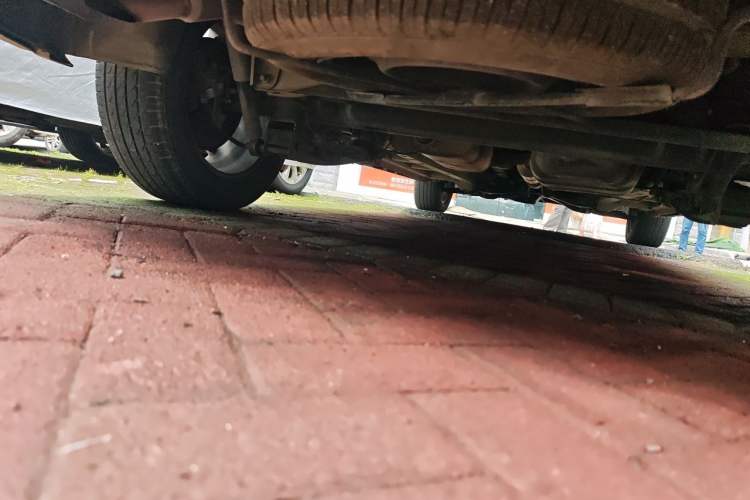 Used Jinbei 750 2016 1.5L e-Drive Version Chassis Rear