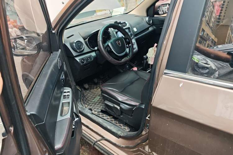 Used Jinbei 750 2016 1.5L e-Drive Version Driver Seat