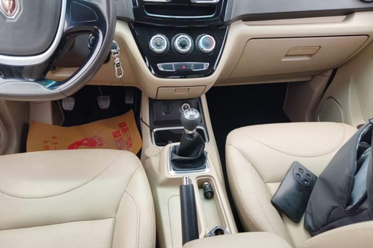 Used Jinbei 750 2016 1.5L Luxury Model Gear Lever