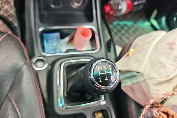 Used Jinbei 750 2016 1.5L e-Drive Version Gear Lever