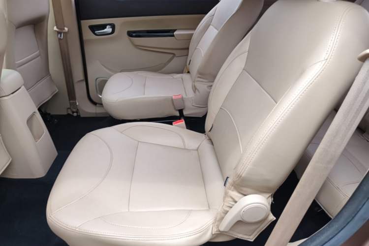 Used Jinbei 750 2016 1.5L Luxury Model Left Rear Seat