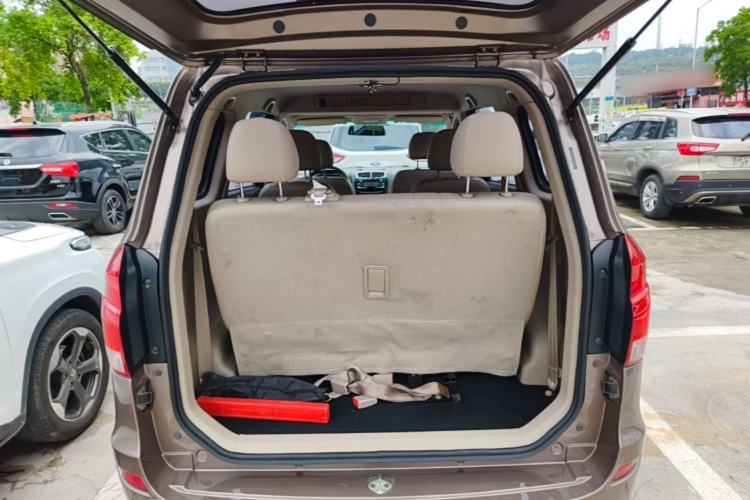 Used Jinbei 750 2016 1.5L Luxury Model Trunk
