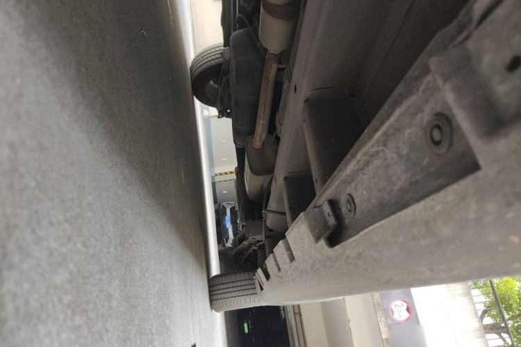 Used Jinbei 750 2016 1.5L Luxury Model Chassis Front Left