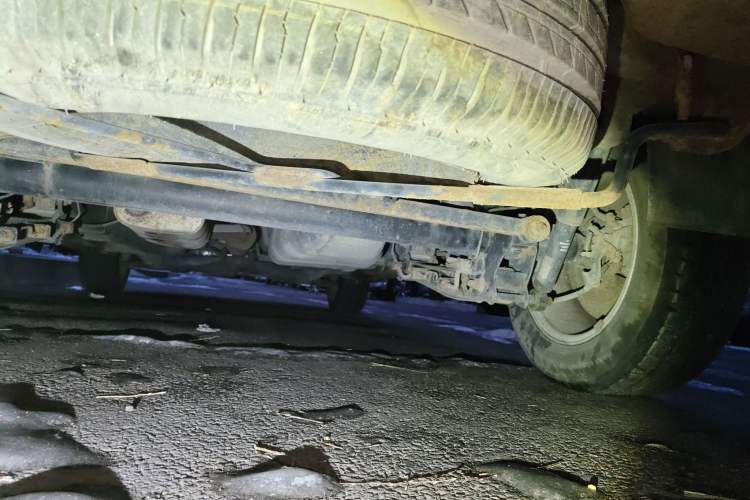 Used Jinbei 750 2016 1.5L Luxury Model Chassis Rear
