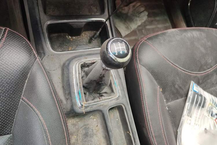 Used Jinbei 750 2016 1.5L Luxury Model Gear Lever