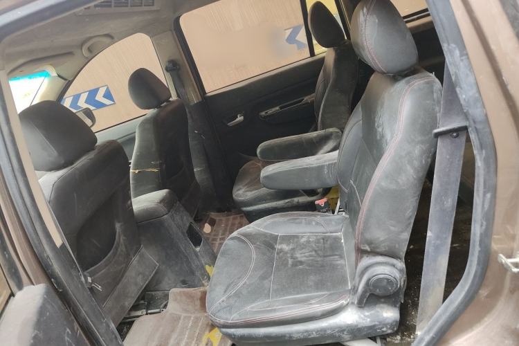 Used Jinbei 750 2016 1.5L Luxury Model Left Rear Seat