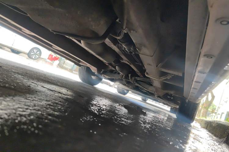 Used Jinbei 750 2016 1.5L Flagship Edition Chassis Rear Right